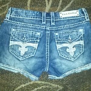 Rock Revival easy fit shorts